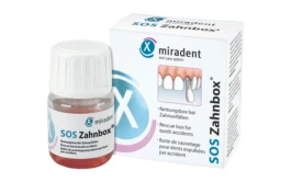 SOS Zahnbox Miradent – Rettungsbox bei Zahnunfällen, empfohlen von Zahnärzten in Köln Nippes